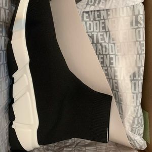 Steve Madden Sneakers